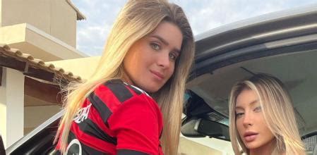 debora peixoto siririca|Débora Peixoto batendo Siririca e gemendo na masturbação。